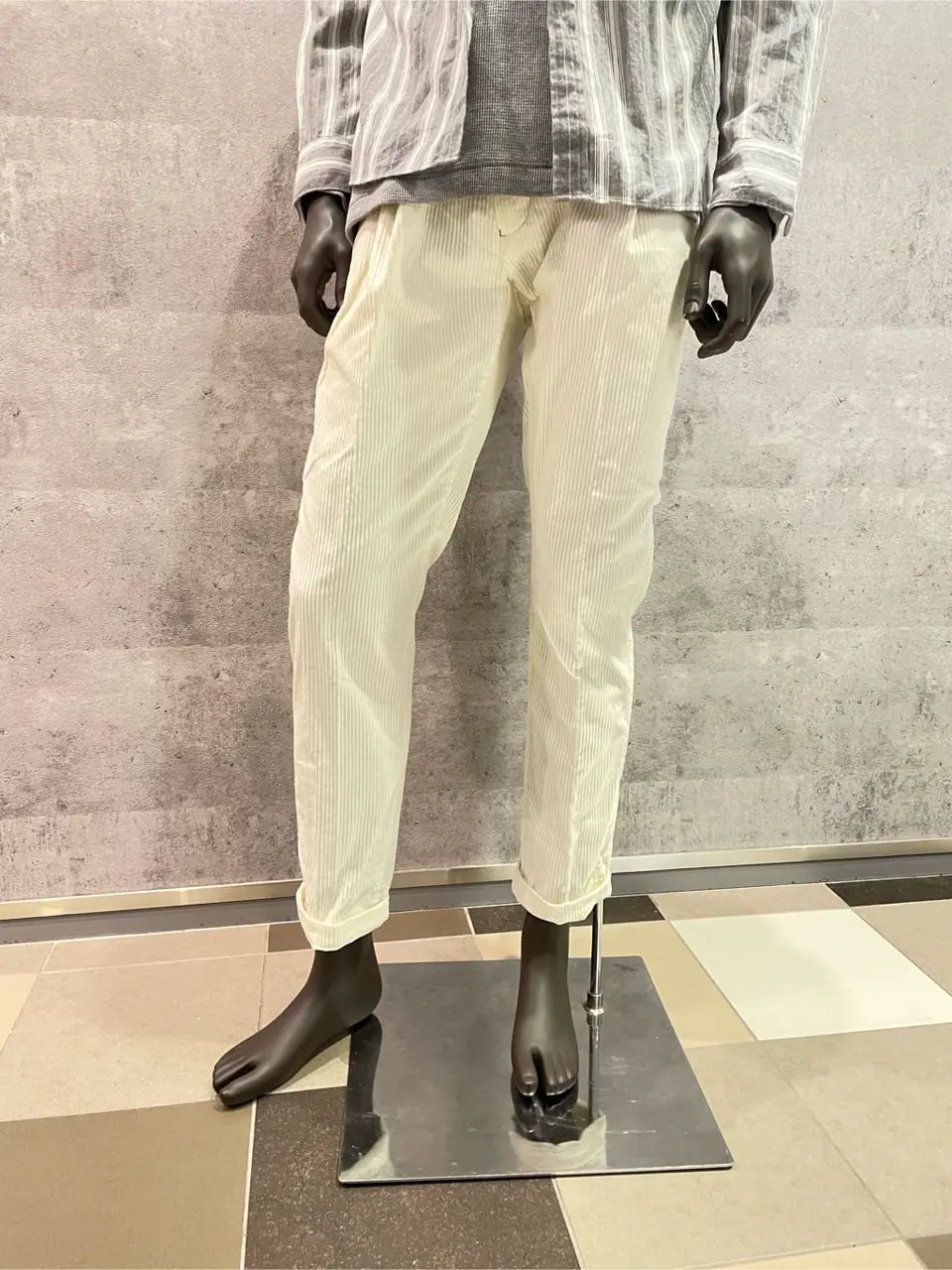 JOSEPH ABBOUD 東　 コーディネート画像