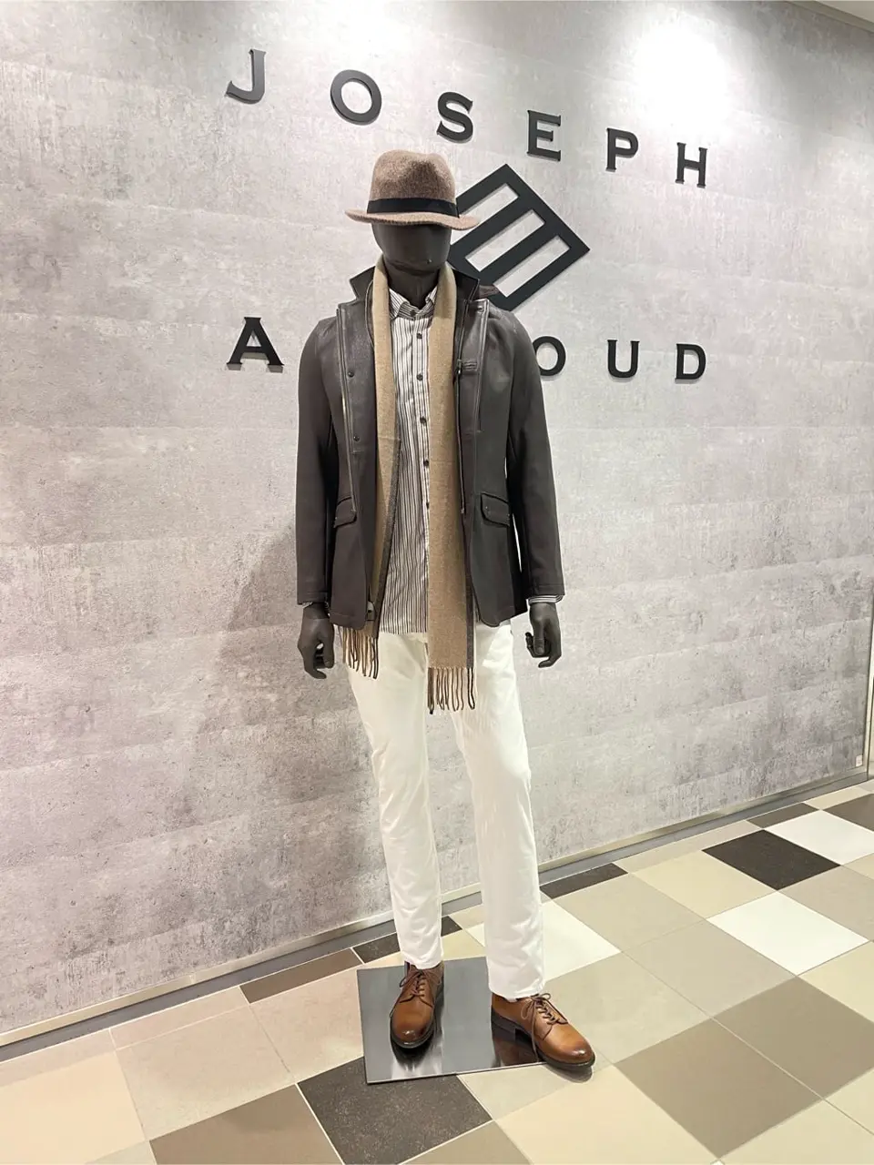  東　 コーディネート画像