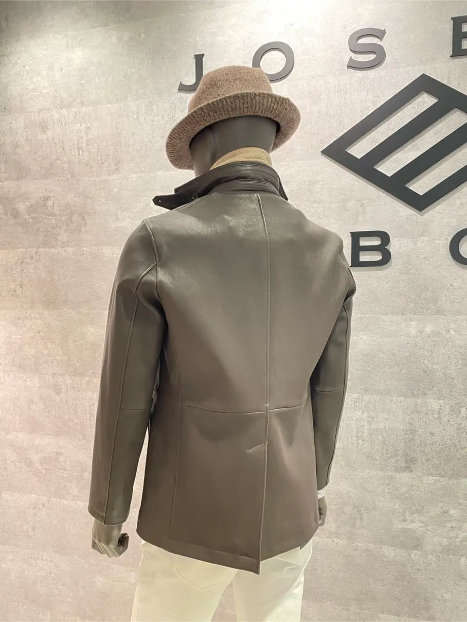 JOSEPH ABBOUD 東　 コーディネート画像