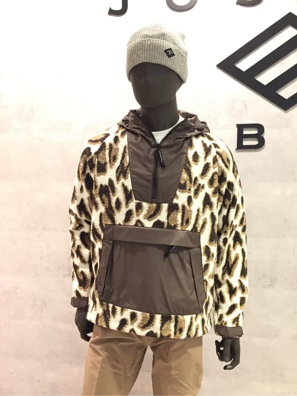 JOSEPH ABBOUD 大久 コーディネート画像