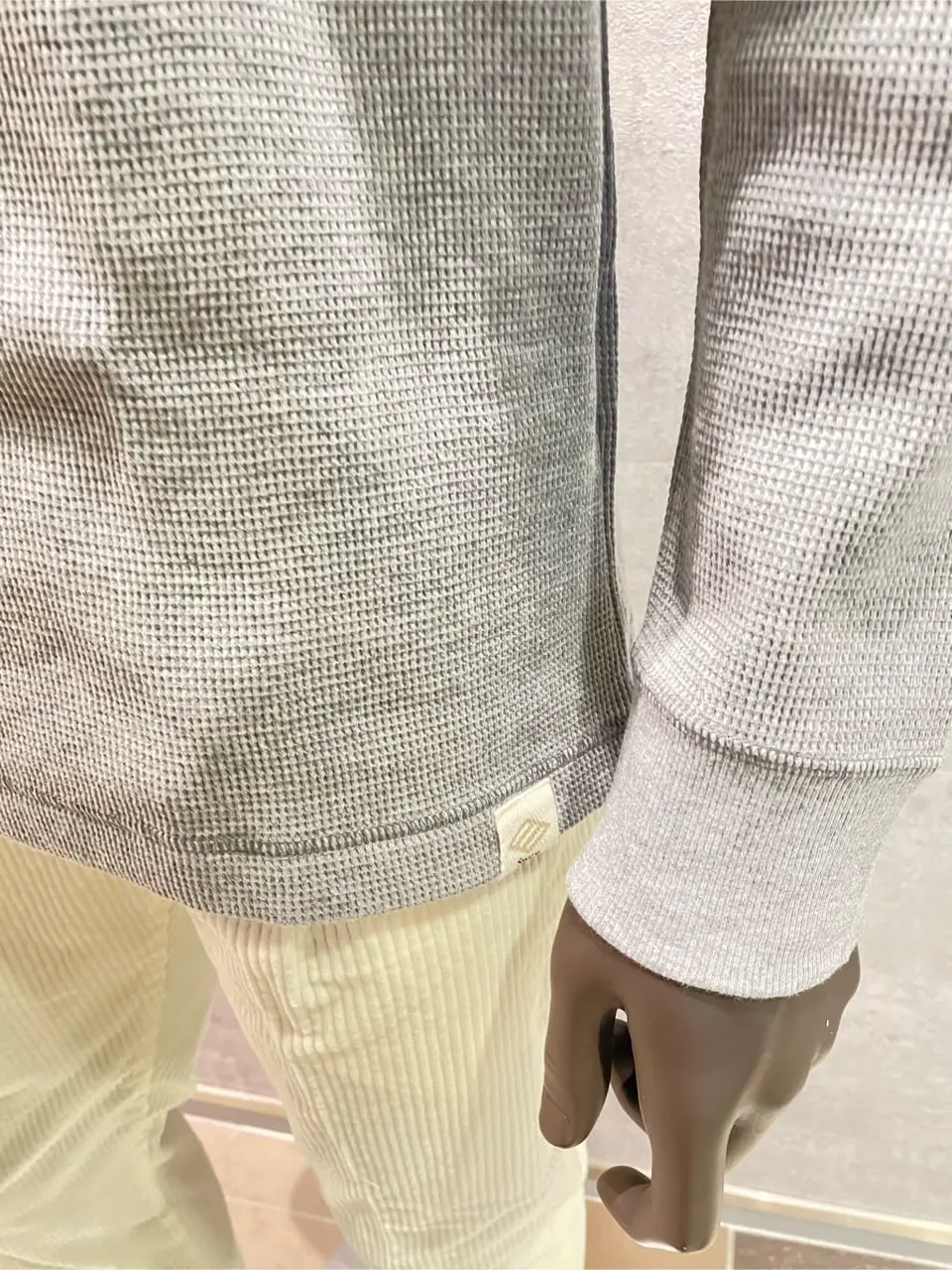 JOSEPH ABBOUD 東　 コーディネート画像