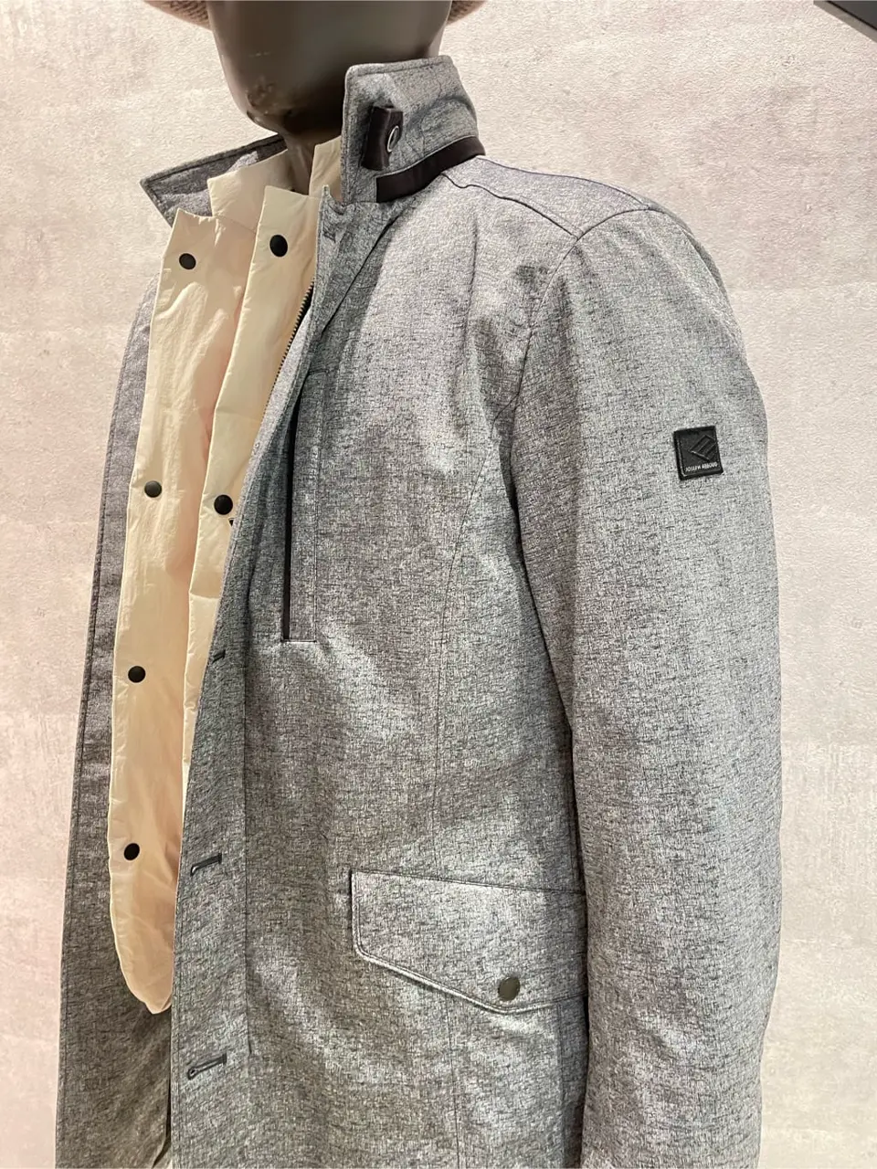 JOSEPH ABBOUD 東　 コーディネート画像