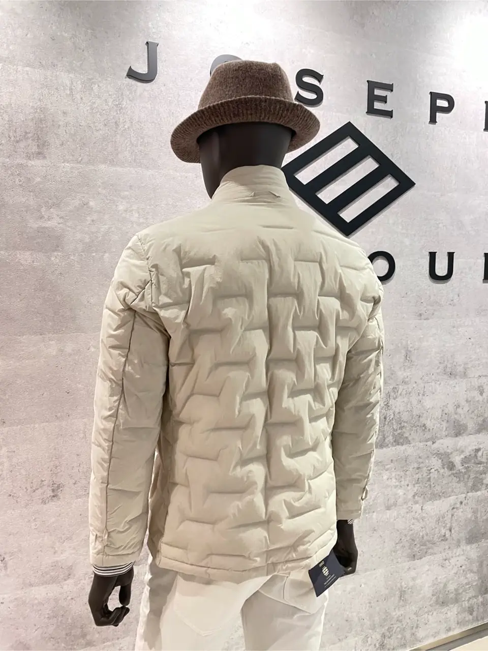 JOSEPH ABBOUD 東　 コーディネート画像