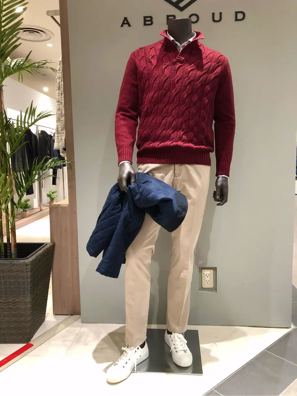 JOSEPH ABBOUD 川田 コーディネート画像