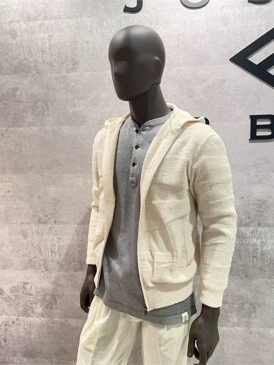 JOSEPH ABBOUD 東　 コーディネート画像