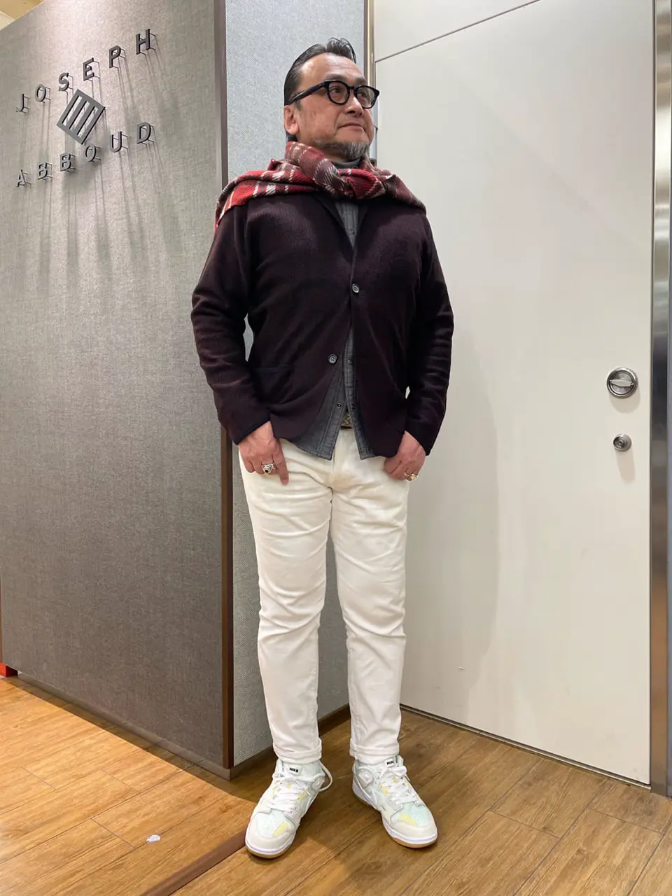 JOSEPH ABBOUD 辰見 コーディネート画像