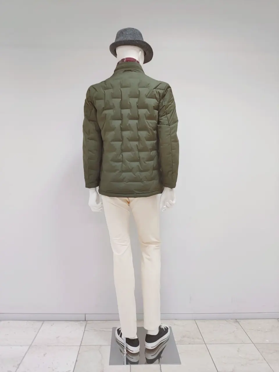 JOSEPH ABBOUD 袋地 コーディネート画像