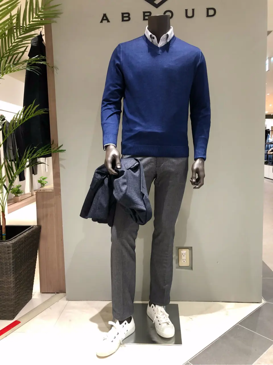 JOSEPH ABBOUD 川田 コーディネート画像