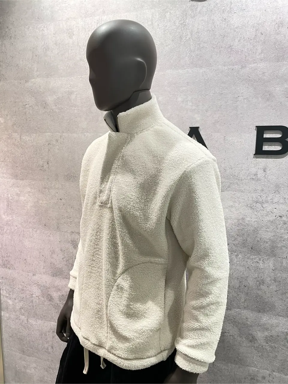 JOSEPH ABBOUD 東　 コーディネート画像