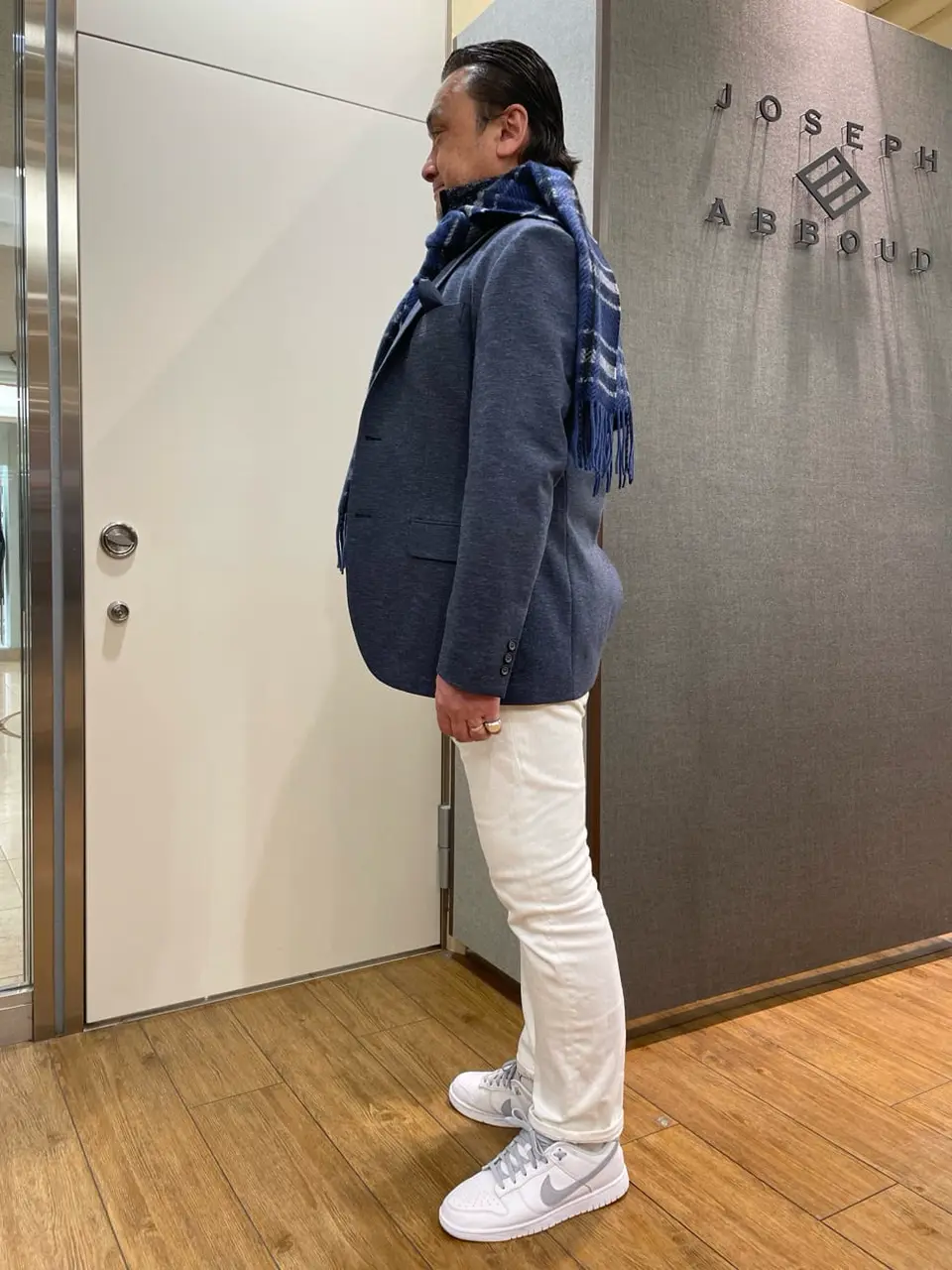 JOSEPH ABBOUD 辰見 コーディネート画像