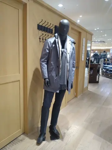 JOSEPH ABBOUD 重留 コーディネート画像