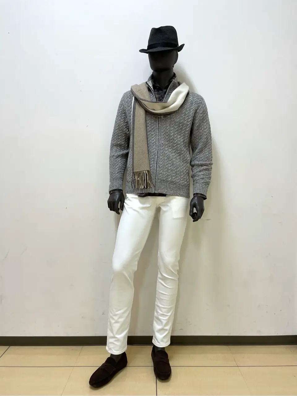 JOSEPH ABBOUD 金本 コーディネート画像