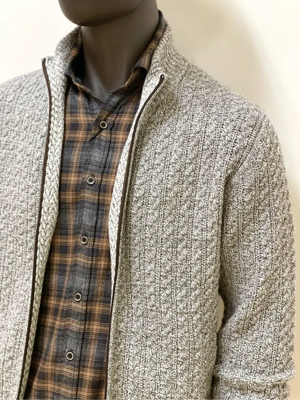 JOSEPH ABBOUD 金本 コーディネート画像