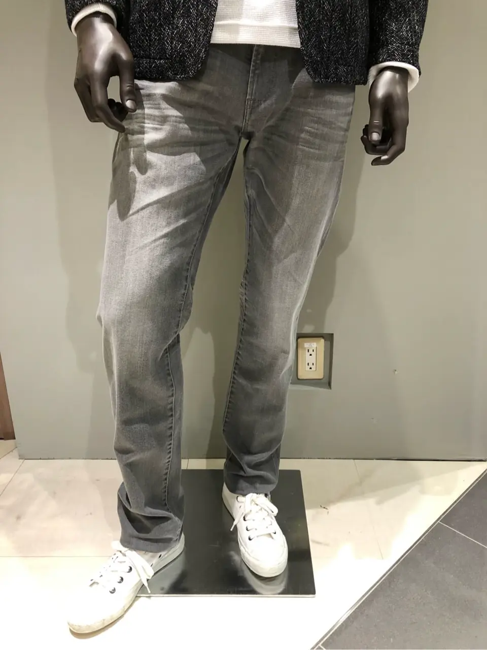 JOSEPH ABBOUD 川田 コーディネート画像