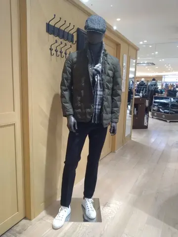 JOSEPH ABBOUD 重留 コーディネート画像