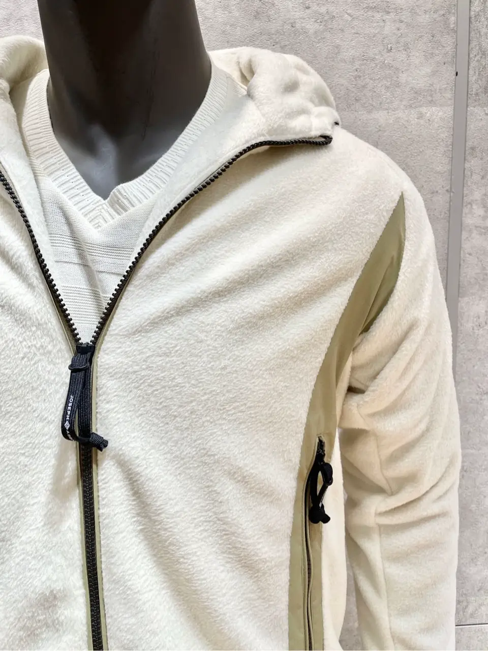 JOSEPH ABBOUD 二澤 コーディネート画像