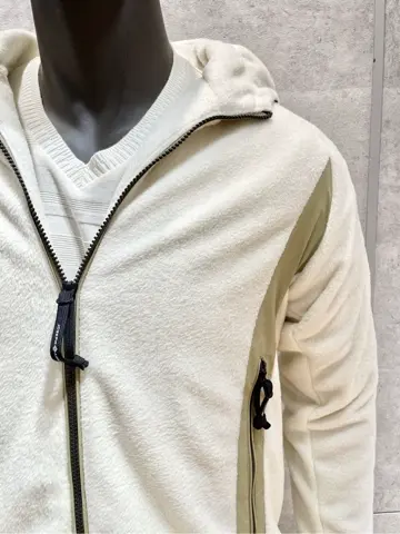 JOSEPH ABBOUD 二澤 コーディネート画像