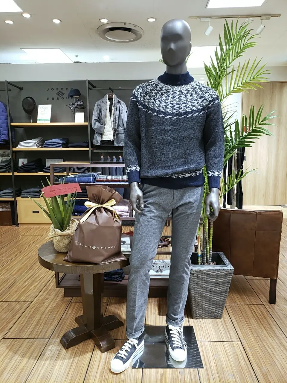  中西 コーディネート画像