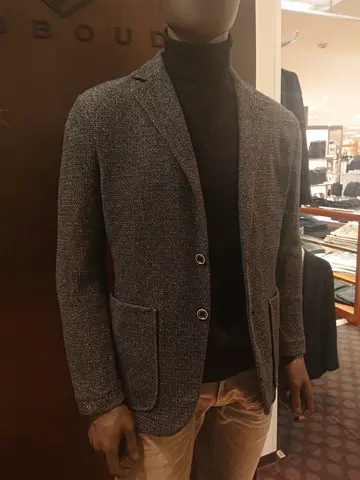 JOSEPH ABBOUD スタッフ コーディネート画像