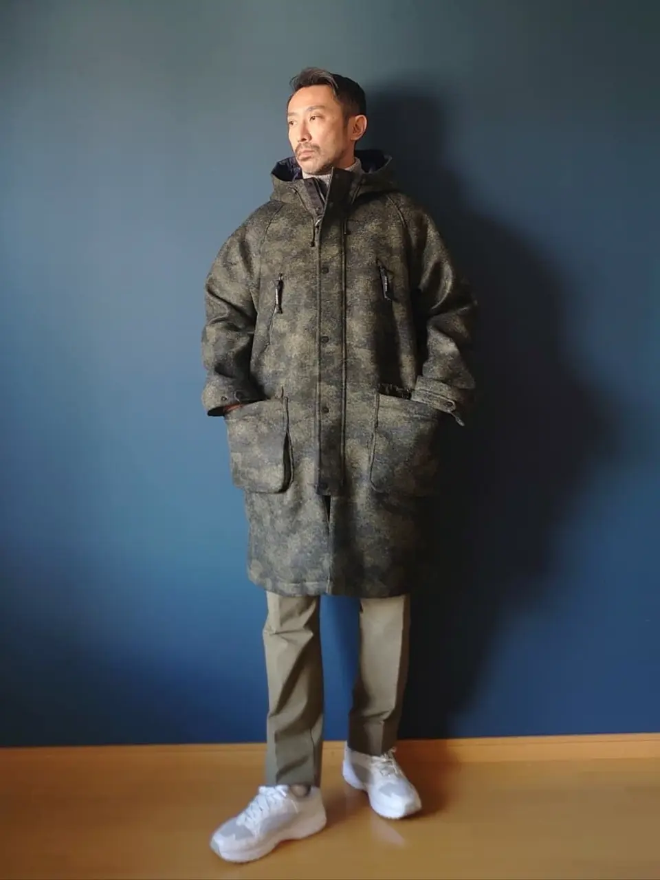 JOSEPH ABBOUD 安東 コーディネート画像