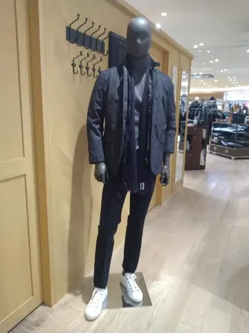 JOSEPH ABBOUD 重留 コーディネート画像