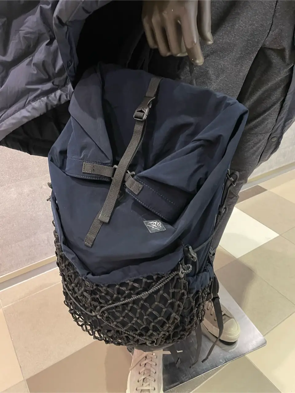 JOSEPH ABBOUD 東　 コーディネート画像