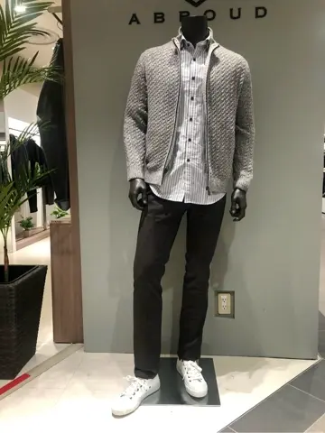 JOSEPH ABBOUD 川田 コーディネート画像