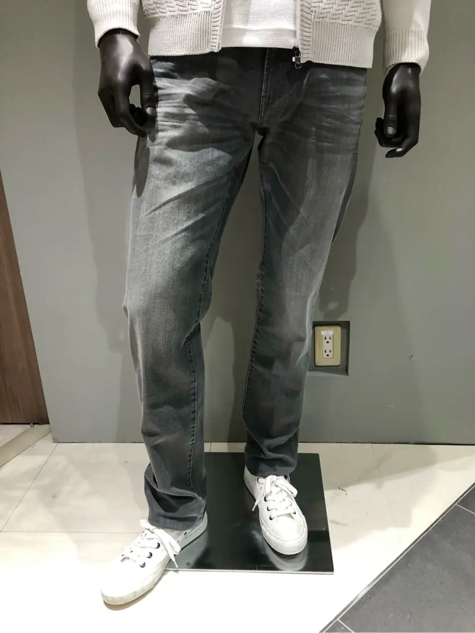 JOSEPH ABBOUD 川田 コーディネート画像