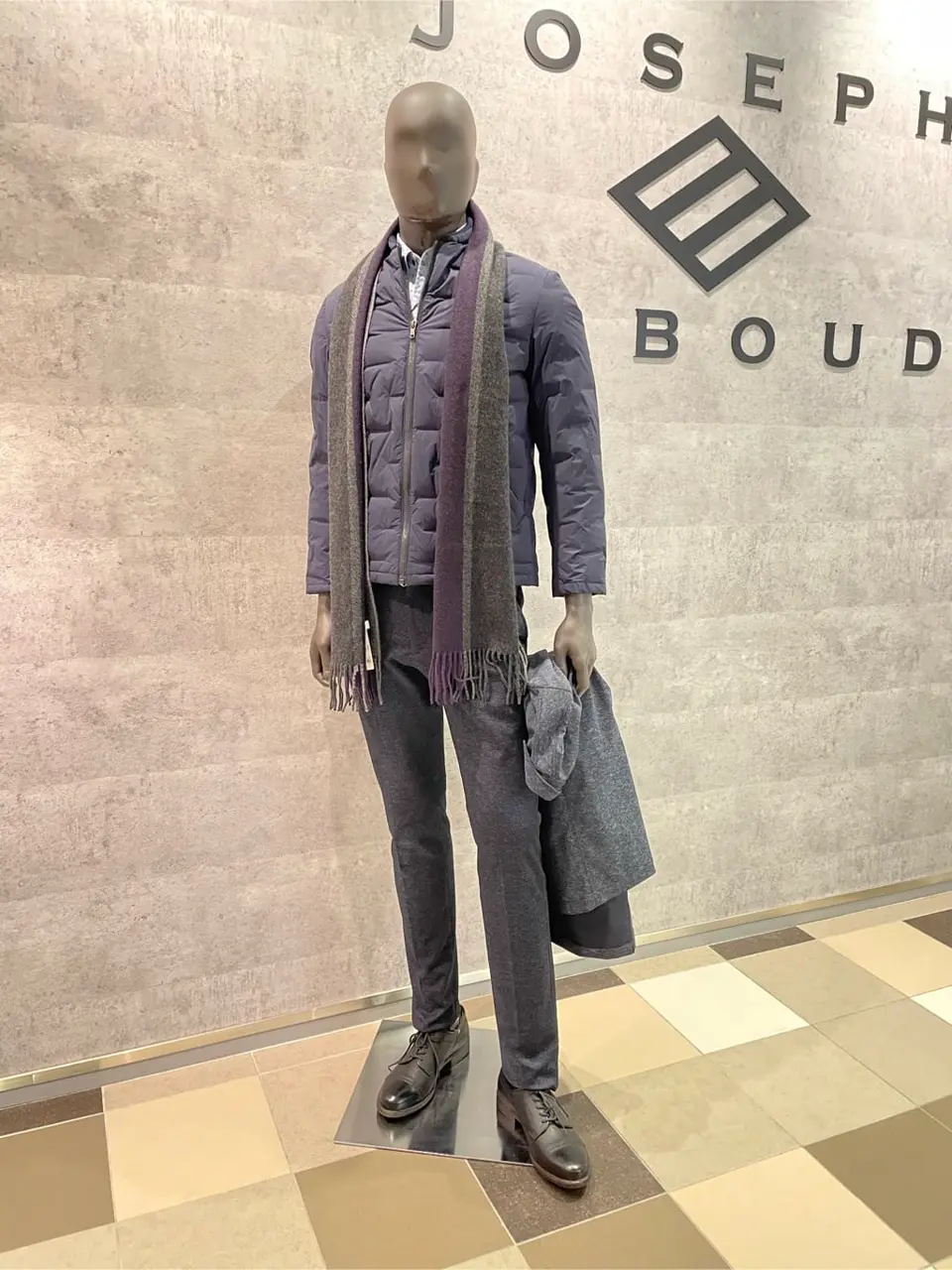  東　 コーディネート画像