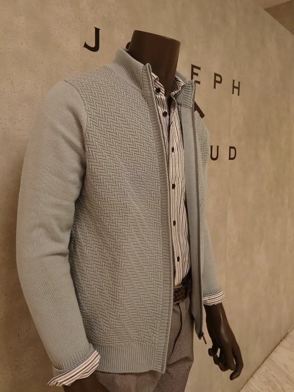 JOSEPH ABBOUD 石川 コーディネート画像