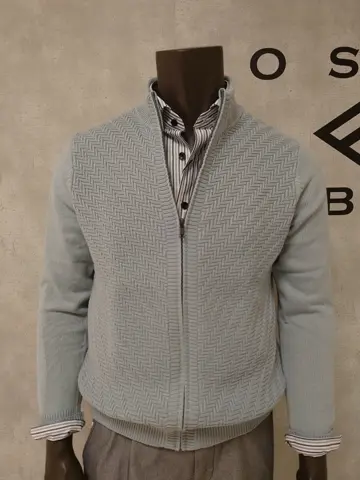 JOSEPH ABBOUD 石川 コーディネート画像