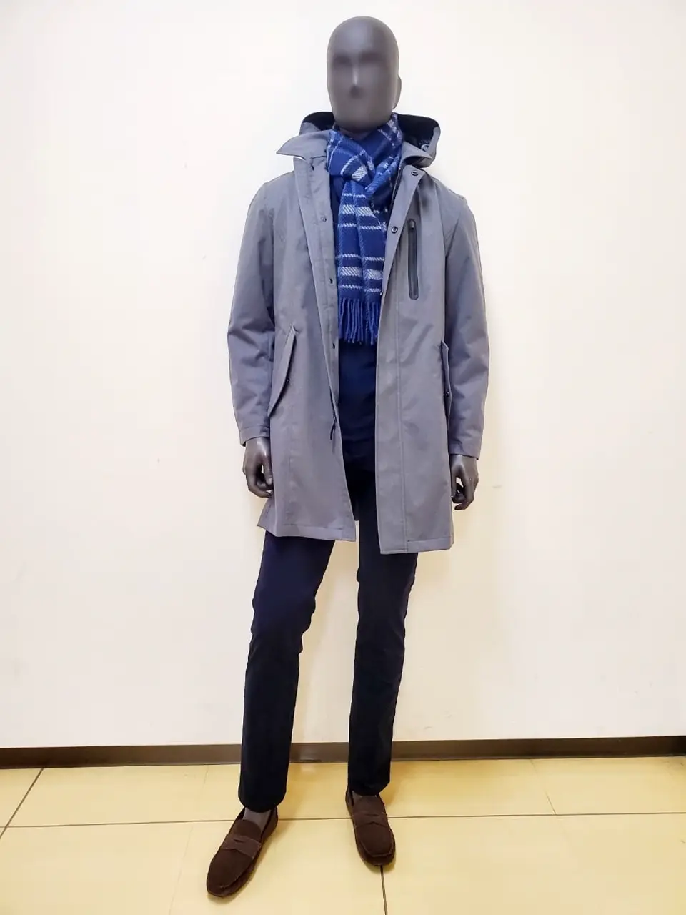 JOSEPH ABBOUD 亀井 コーディネート画像