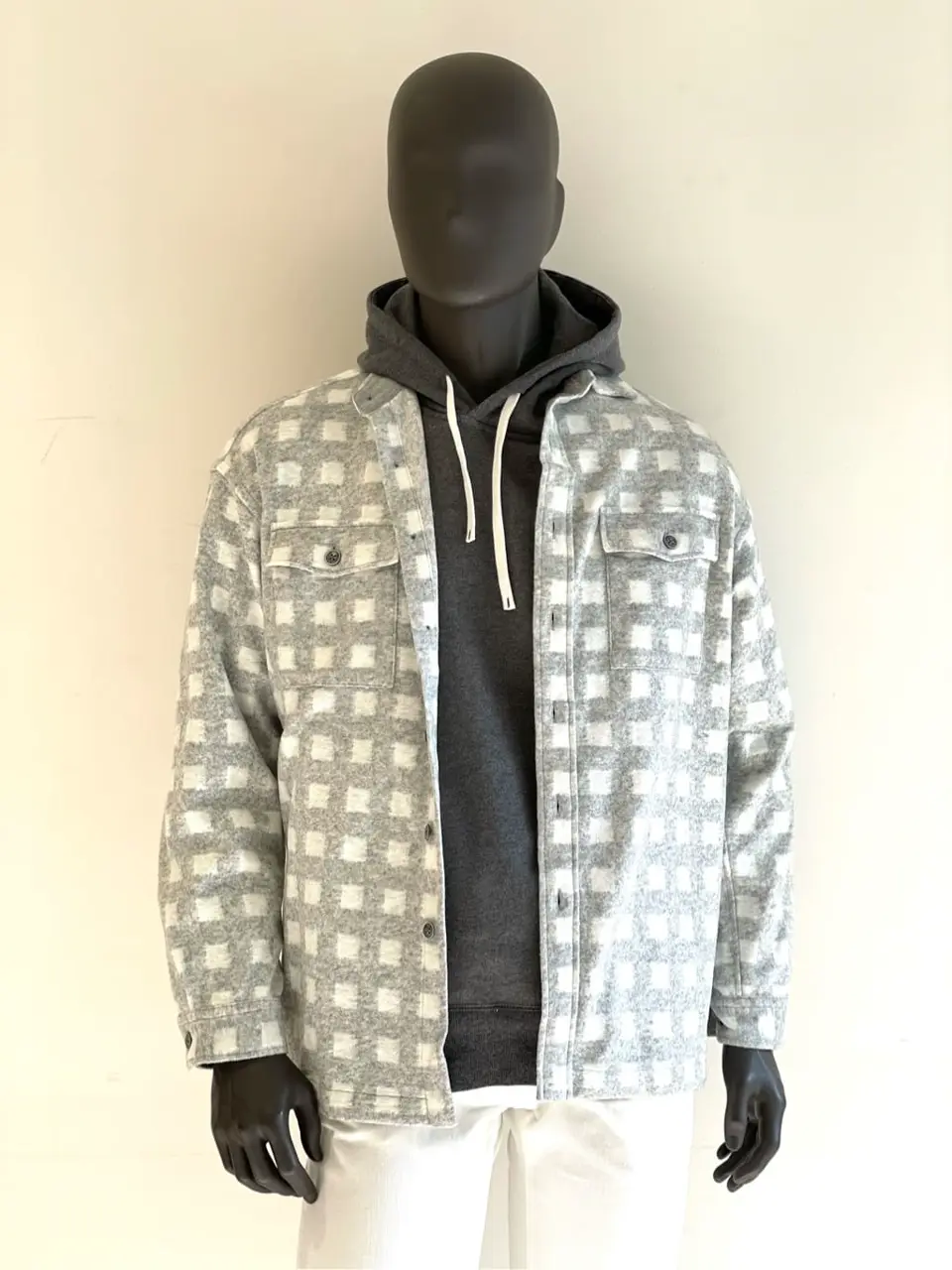 JOSEPH ABBOUD 金本 コーディネート画像