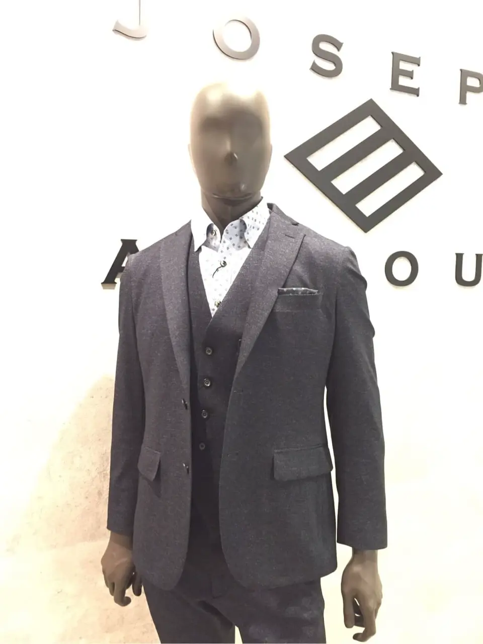 JOSEPH ABBOUD 大久 コーディネート画像