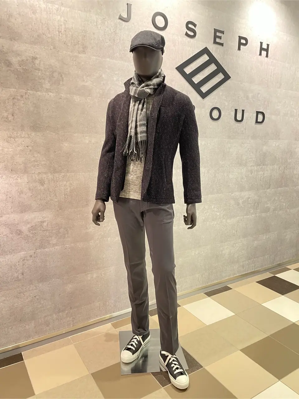  東　 コーディネート画像