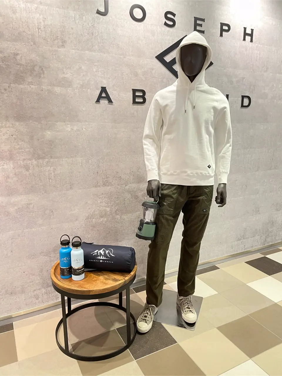  東　 コーディネート画像