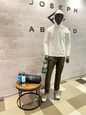 JOSEPH ABBOUD 東　 コーディネート画像