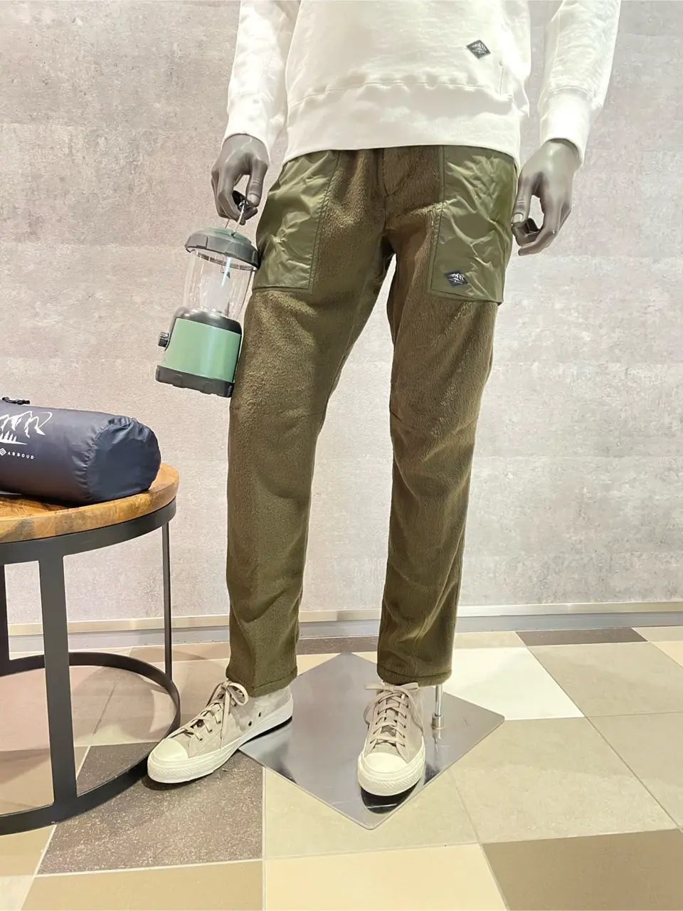 JOSEPH ABBOUD 東　 コーディネート画像