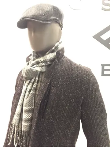 JOSEPH ABBOUD 大久 コーディネート画像