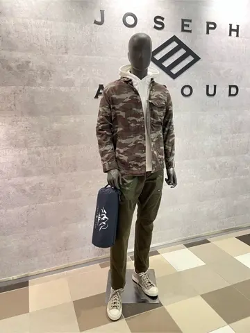 JOSEPH ABBOUD 東　 コーディネート画像