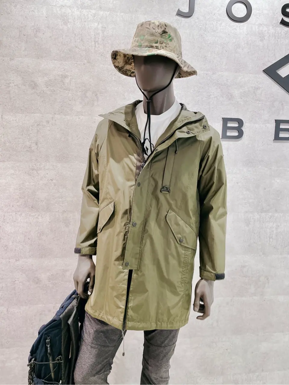 JOSEPH ABBOUD 二澤 コーディネート画像