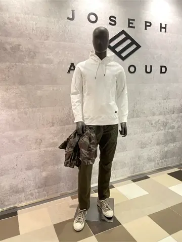 JOSEPH ABBOUD 東　 コーディネート画像