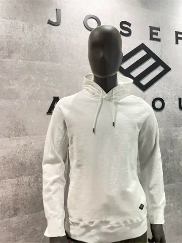 JOSEPH ABBOUD 東　 コーディネート画像