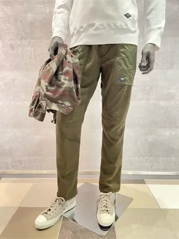 JOSEPH ABBOUD 東　 コーディネート画像