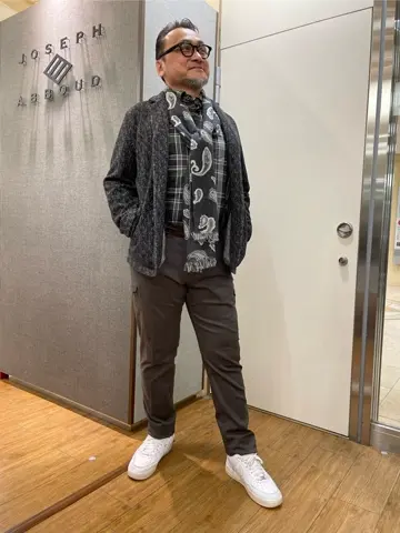 JOSEPH ABBOUD 辰見 コーディネート画像