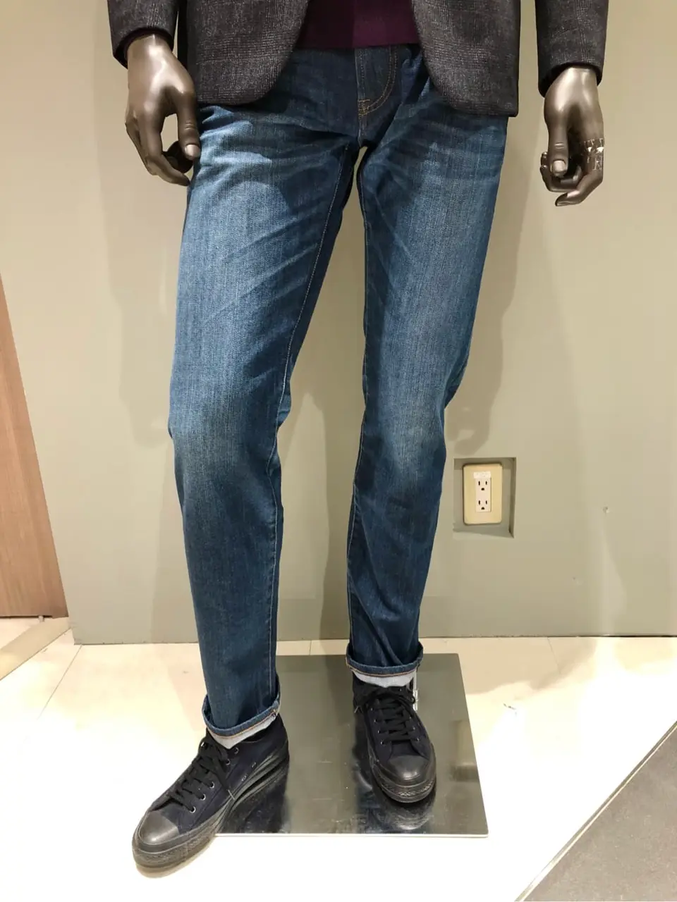 JOSEPH ABBOUD 川田 コーディネート画像