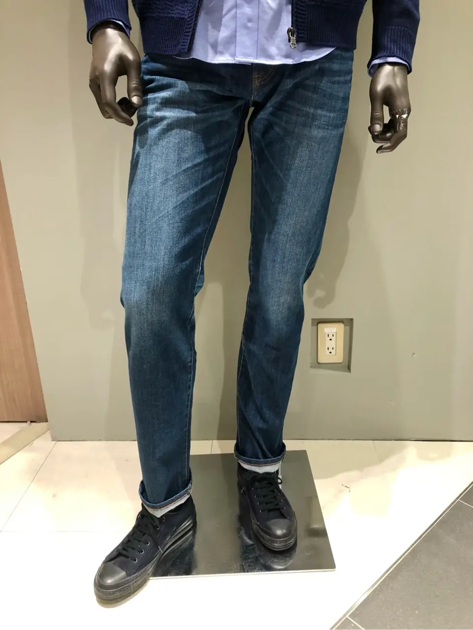 JOSEPH ABBOUD 川田 コーディネート画像