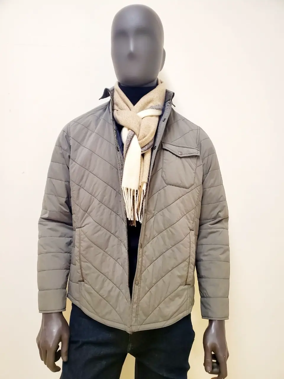 JOSEPH ABBOUD 亀井 コーディネート画像