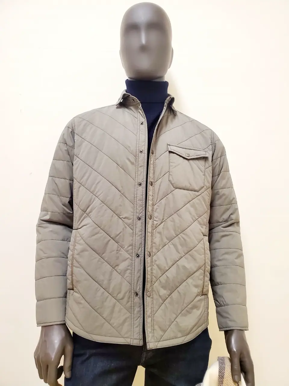 JOSEPH ABBOUD 亀井 コーディネート画像