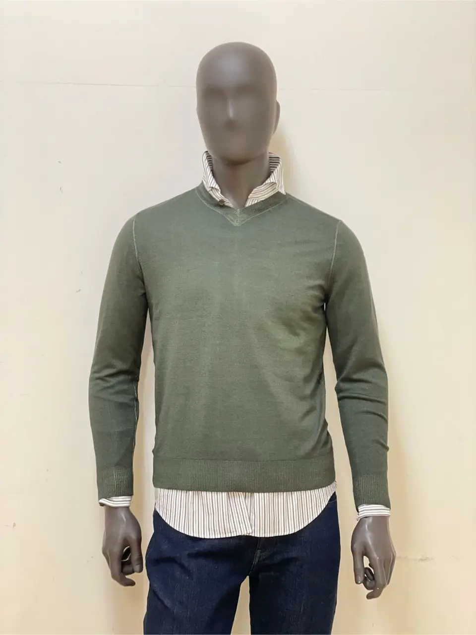 JOSEPH ABBOUD 金本 コーディネート画像